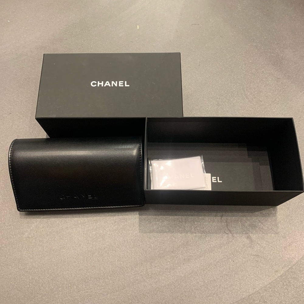 Chanel sunglass case large replacement
